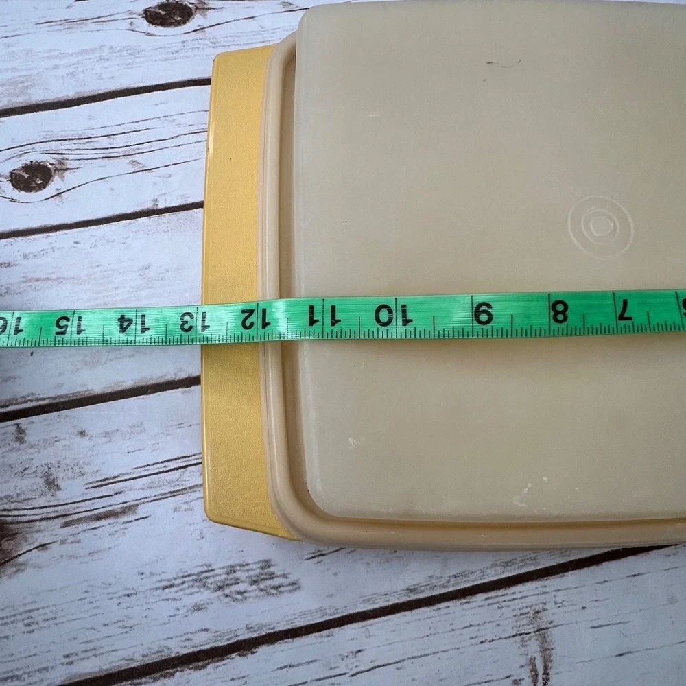 Tupperware Divided Serving Tray Harvest Gold Yellow Vintage 723-2 15 Inch